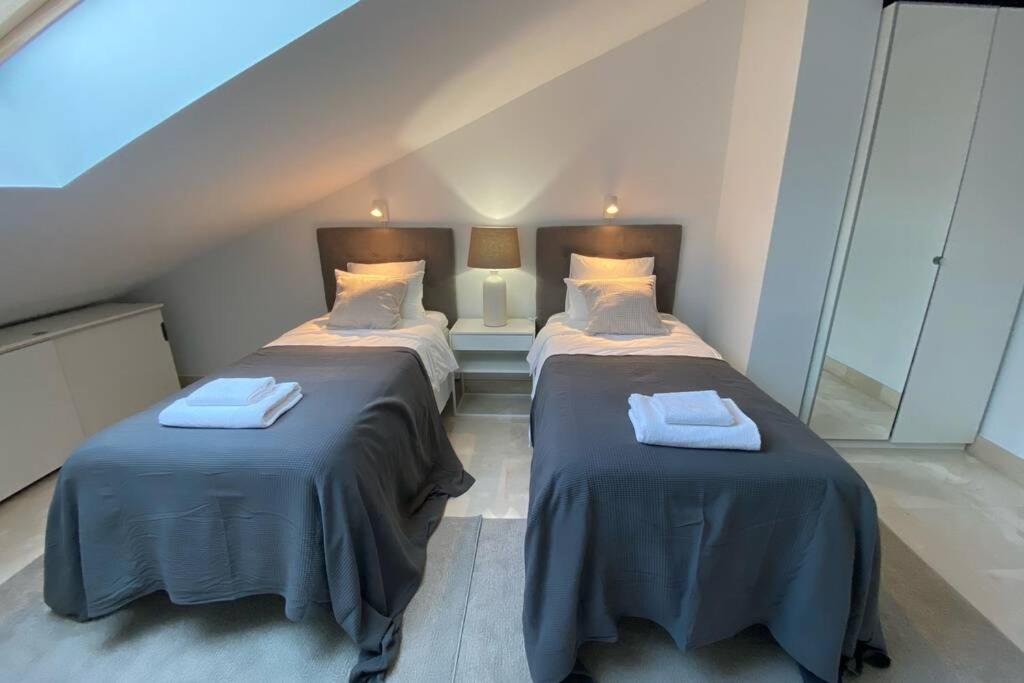 Penthouse With Sea Views In Marbella Appartement Buitenkant foto