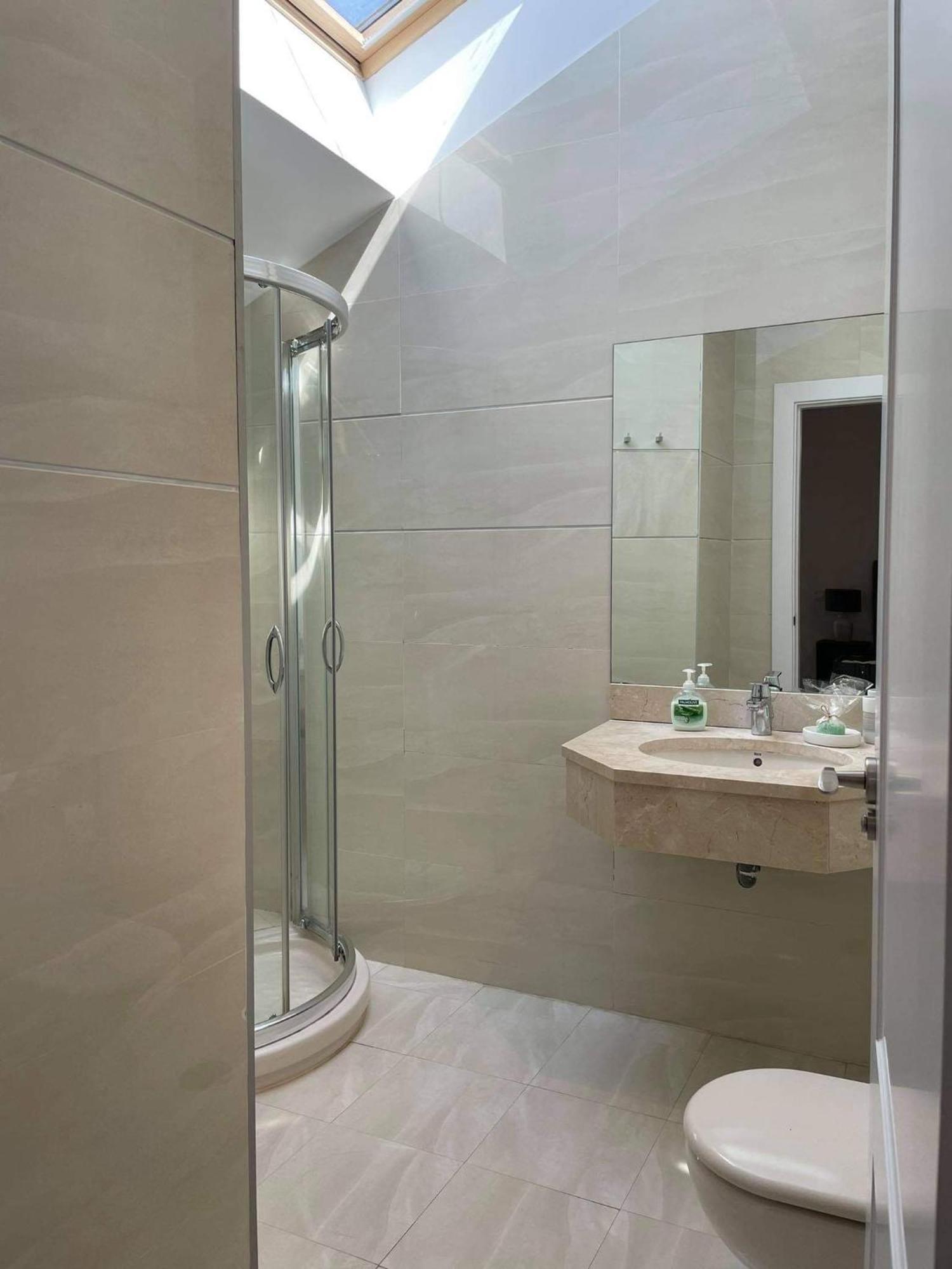 Penthouse With Sea Views In Marbella Appartement Buitenkant foto